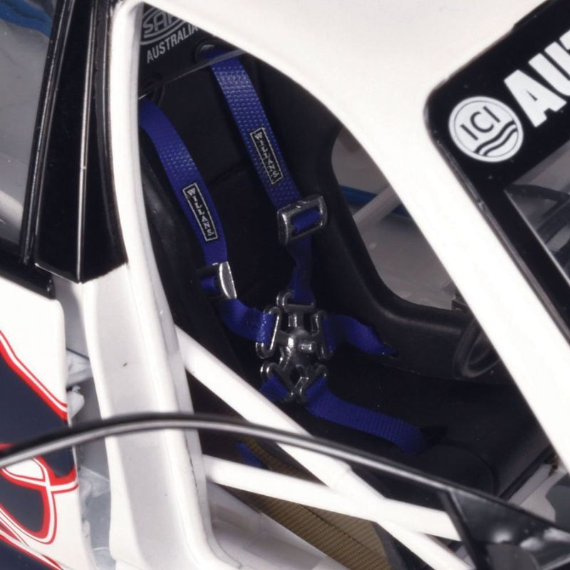 Classic Carlectables - Holden 1:18 VP Commodore 1992 Bathurst