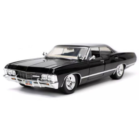 Image of Supernatural - 1967 Dean Winchester with Chevy Impala SS Sport Sedan 1:24 Scale Hollywood Ride