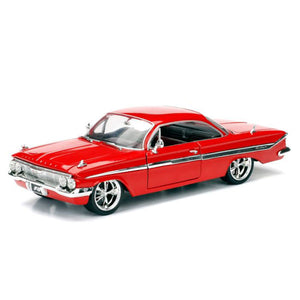 Fate of the Furious - Dom’s 1961 Chevrolet Impala Sport Coupe 1:24 Scale Hollywood Ride