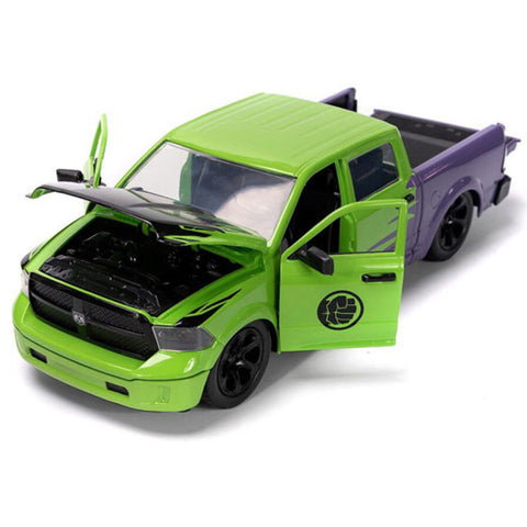 Avengers - Hulk & 2014 Dodge Ram 1500 1:24 Scale Hollywood Ride