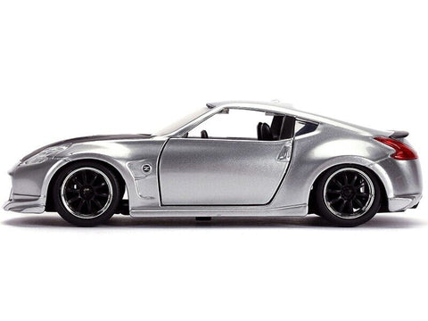 Fast Five - 2009 Nissan 370Z 1:32 Hollywood Ride