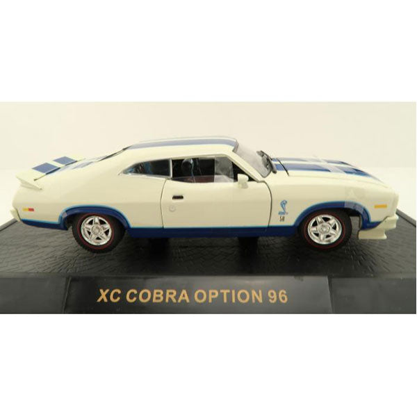 1:32 Opt 1996 XC Cobra Ford Falcon White/Blue Stripes