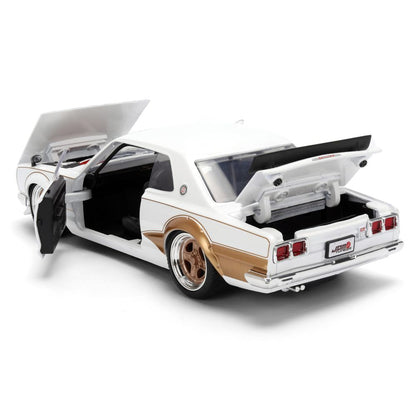 JDM Tuners - 1:24 1971 Nissan Skyline 2000 GT-R Diecast Vehicle