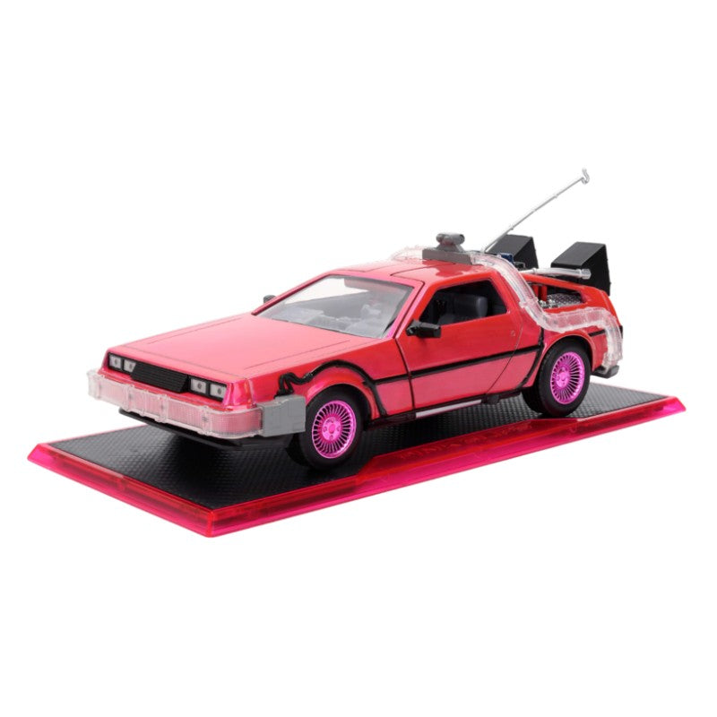 Pink Slips - 1:24 Delorean Pink (Pink) Diecast Vehicle