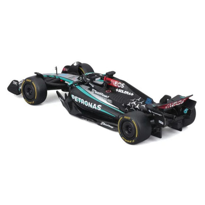 Bburago - 2024 Formula Racing 1:43 F1 Mercedes-AMG W15 #63 Russell WB