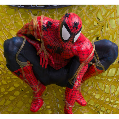 Marvel Comics - Spider-Man by Todd Mcfarlane (Spider-Man #1) Gold Label 1:6 Scale Figure