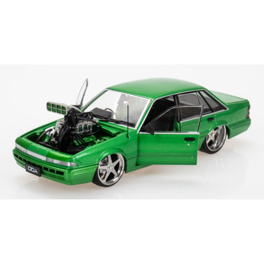 1:24 Osiris Green Supercharged Holden VL Calais Fully Detailed Opening Doors, Bonnet and Boot