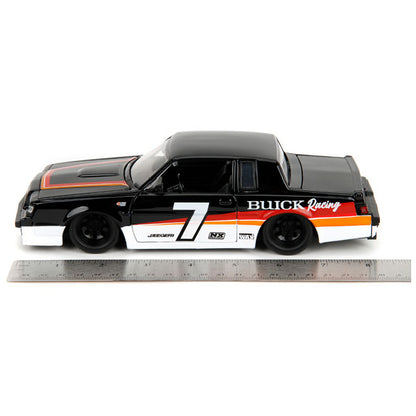 Big Time Muscle: Dark Horse - 1987 Buik Grand National 1:24 Diecast Vehicle