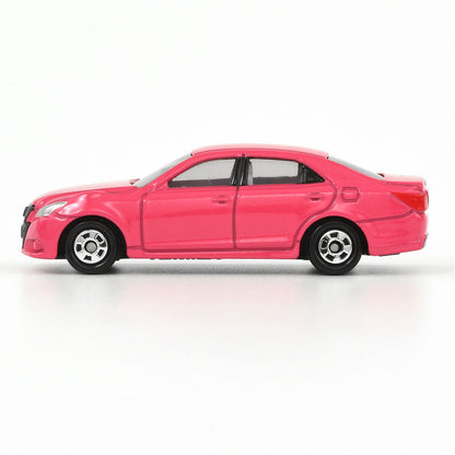 Tomica (Regular) No. 092 Toyota Crown Athlete - 1:66 Scale Diecast Vehicle