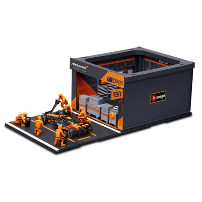 Bburago F1 1:43 Playset 1:43 2024 McLaren Pit Pass Competition F-1  Play Set - Piastri #81