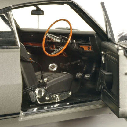 Classic Carlectables - 1:18 Holden HK Monaro GTS 327 Silver Mink