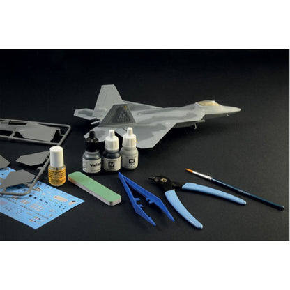 Italeri F-22 Raptor