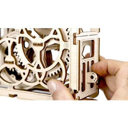 Revell Tiny Adventures - Kinetic Picture Wooden Model Kit