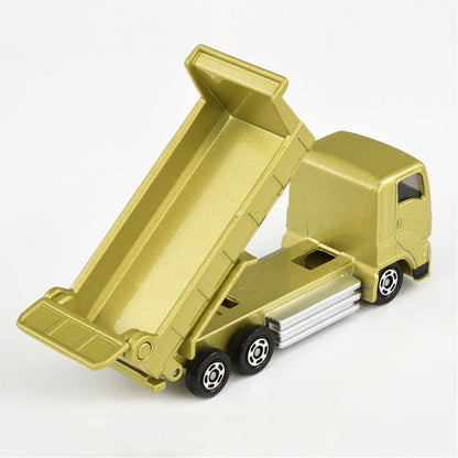 Tomica (Regular) No. 101 Isuzu Giga Dump Truck - Scale Diecast Vehicle