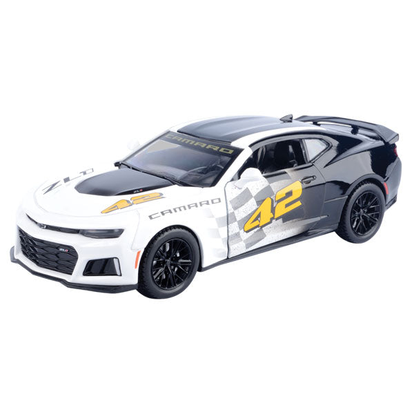 GT Racing - 1:24 2017 Chevrolet Camaro ZL1