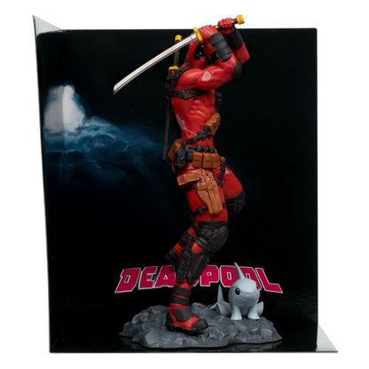 Marvel Comics - Deadpool 1:10 Scale Figure