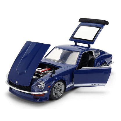 JDM Tuners - 1:24 1972 Datsun 24OZ Diecast Vehicle