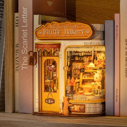 Robotime - Rolife Fluffy Bakery DIY Book Nook