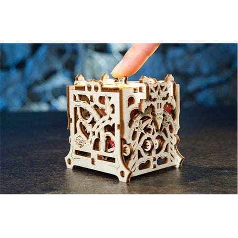 Image of UGears Dice Keeper