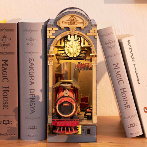 Image of Robotime Diy Bookends Kit Time Travel